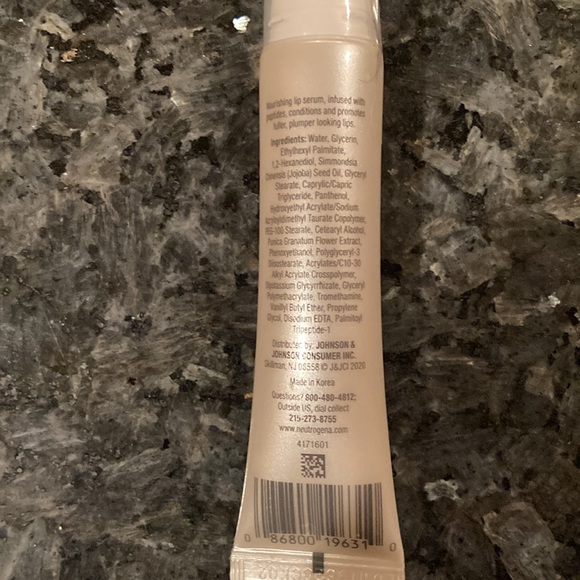 ⚜️Neutrogena’s Healthy Lips Lip Plumping Serum! - Picture 3 of 4
